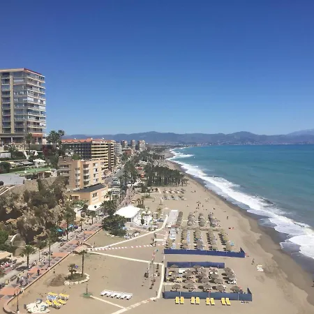 Appartamento Precioso ático Con Terraza En Plaza De Andalucia Torremolinos