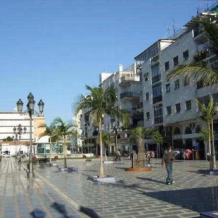 Precioso Atico Con Terraza En Plaza De Andalucia Apartment