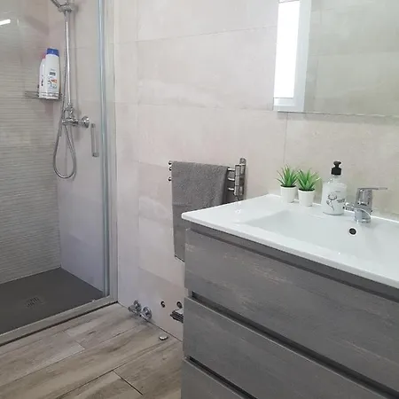 Appartamento Precioso ático Con Terraza En Plaza De Andalucia Torremolinos